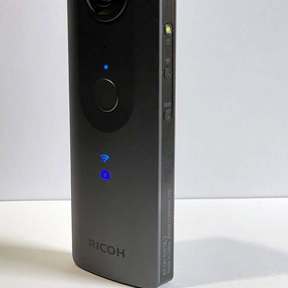 Ricoh Theta V 4k 360 Spherical Camera - Picture 2 of 3